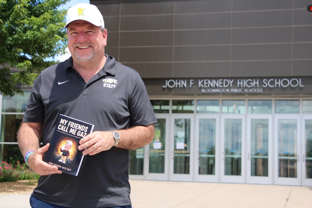 Eden Prairie teacher, coach offers a different kind of leadership